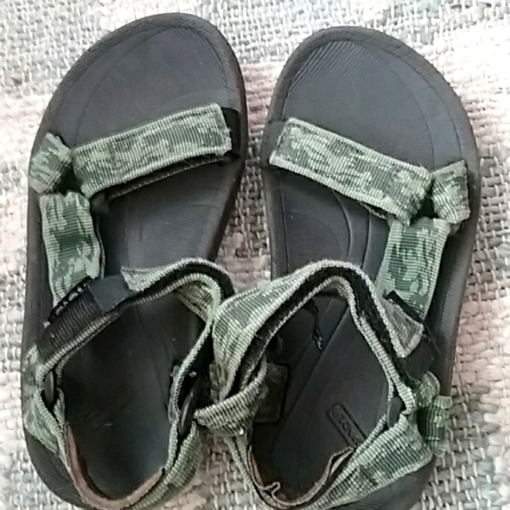 Teva sandal